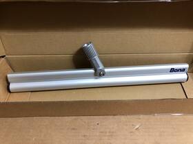 At0001566 Bona 18 Inch Lightweight T-bar Floor Coater