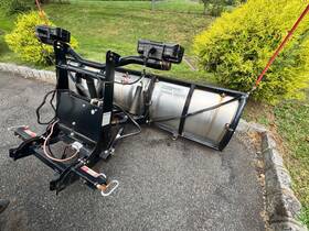 Stb18978 Boss Snow Plow 7ft6 Inch Htx Stainless - With Controller And Manual