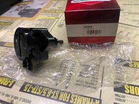 842920 Briggs & Stratton And Fuel Pump Oem Pt.#842920 Obsolete Part