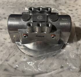 Fh225 Buyers Products 50 Gpm Return Line Filter Head 1-1/4 Inch Npt/25 Psi Bypass