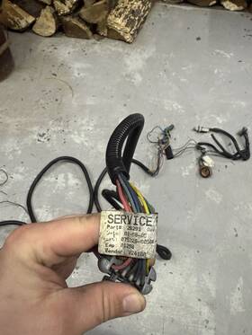 26290-26291 Fisher 26290 And 26091 Snowplow Hb3 Hb4 Chevy Headlight Harness 4 Port