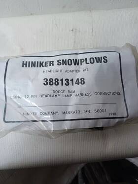 38813148 Hiniker Adapter Kit Headlight