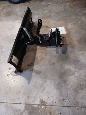 585644402 Husqvarna Zero-turn Snow Plow 62 #585 64 44-02