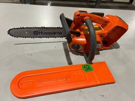 T536lixp Husqvarna New In Box - T536 12 Inch Battery Top Handle Chain Saw