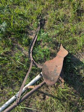 010010 John Deere Hand Plow