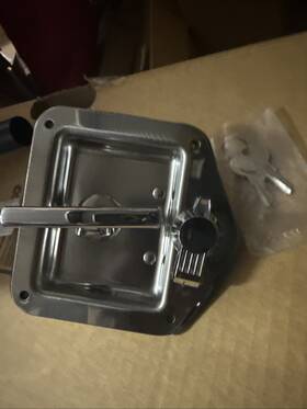 Load Trail 100098 Right Hand Stainless Steel T-lock Latch With Keys