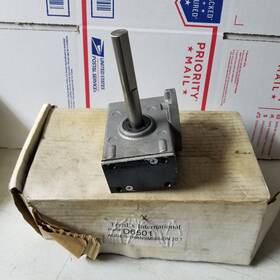Sp-1875 Snowex D6501 Auger Transmission 20 1 75692 D6318 Western Fisher