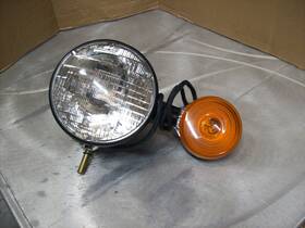 Truck-lite 678w Truck-lite Nos Snow Plow Light Assembly - With Warehouse Rust On It