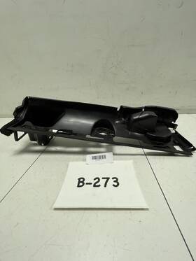 30796162 Volvo 2007 S80 Front Left Driver Side Radiator Vent Frame Air Guide Deflector