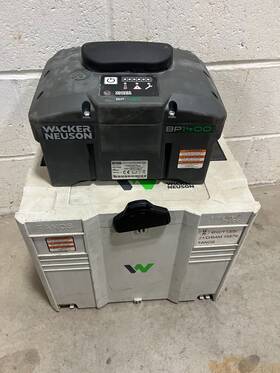 Bp1400 Wacker Neuson Used Battery For Rammer With Case