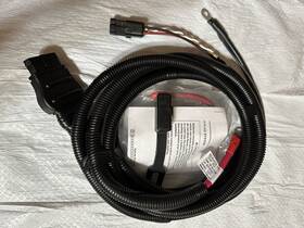 72168-90730 Western Snow Plow Battery Cable Harness Fuse Holder 72168 90730 With Dust Cover 72168-90730 Western Snow Plow Battery Cable Harness Fuse Holder 72168 90730 With Dust Cover